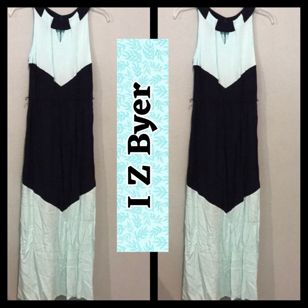 I Z Byer Summer Maxi dress.  Small